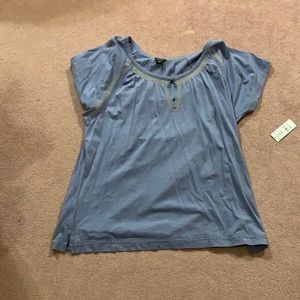 Never worn Eddie Bauer top